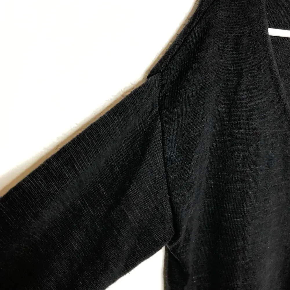 Free People Beach black vneck side slit linen blend knit top size Extra Small XS